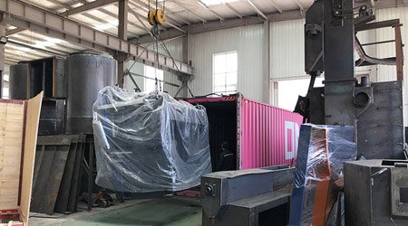 泰國客戶定制Q378雙吊鉤拋丸機發(fā)貨